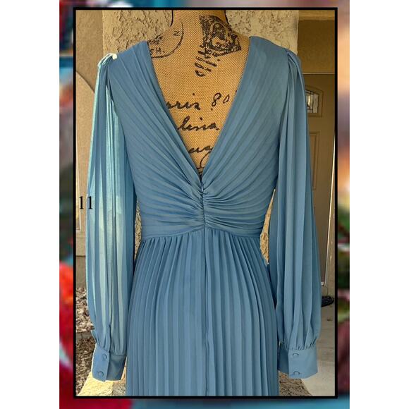 Lulus Slate Blue Pleated Long Sleeve Sophisticated Grace Maxi Dress Size L - Picture 5 of 10